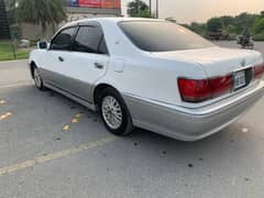 Toyota Crown 2001