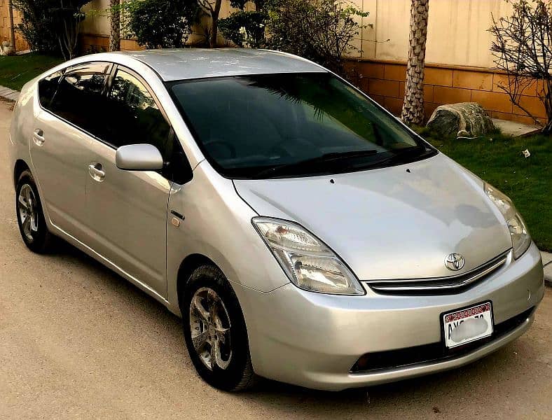 Toyota Prius 1500cc 3