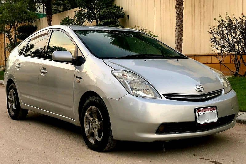 Toyota Prius 1500cc 4