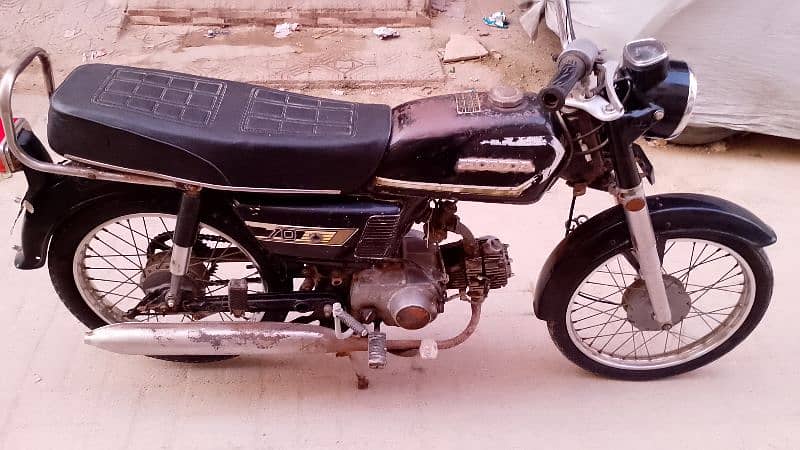 honda 1982 karachi 2