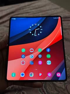 Samsung Galaxy Z Fold 4