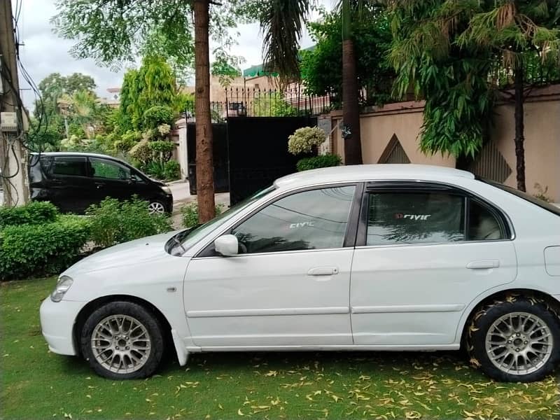 Honda Civic VTi 2003 4