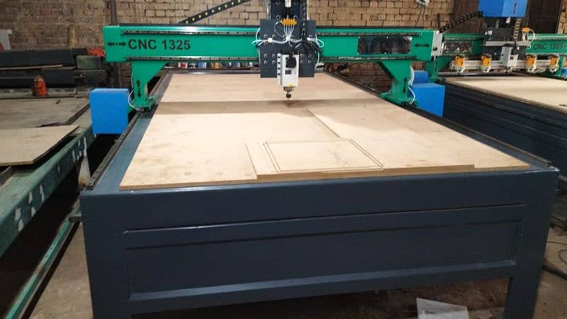 CNC WOOD ROUTER MACHINE 0