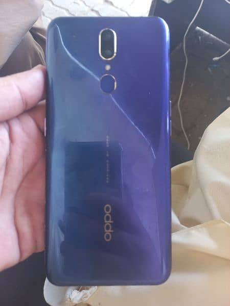 Oppo F11 0