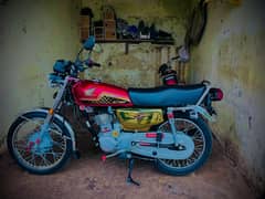 Honda 125 self start gold edition 10 by 10 condition