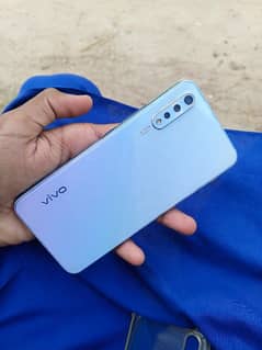 vivo s1. . . box. . . 4+1/128 gb