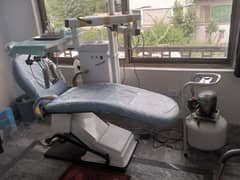 Dentist patient bed with instrument, just 1month used 0