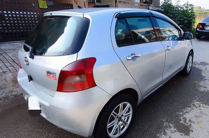 Toyota Vitz 2006 1