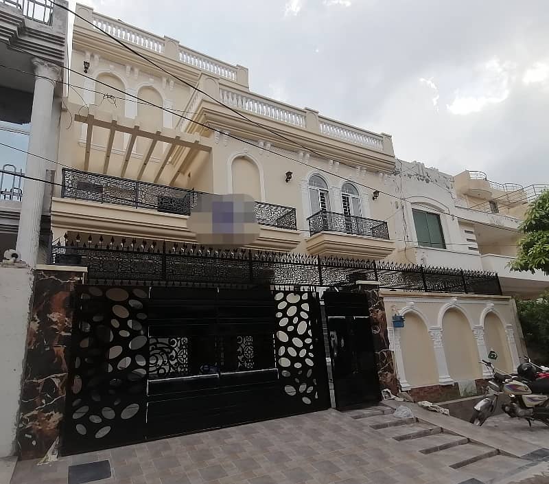 Brand New 10 Marla House Available In Marghzar Officers Colony For sale 3