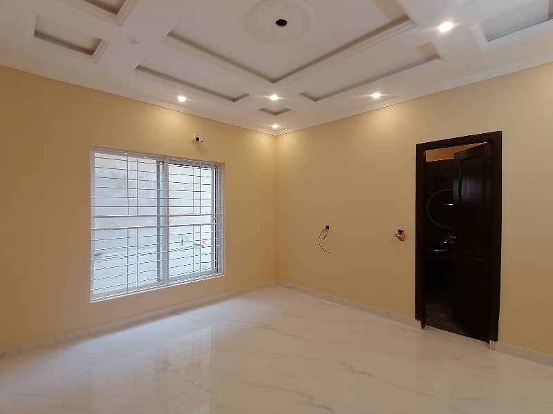 Brand New 10 Marla House Available In Marghzar Officers Colony For sale 25