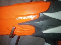 nerf incisor