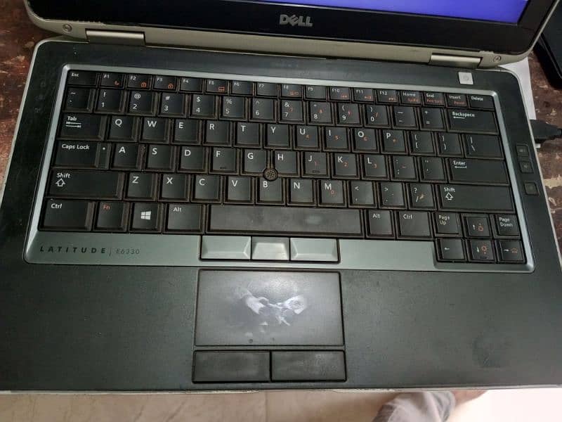 Dell Latitude E6330 7