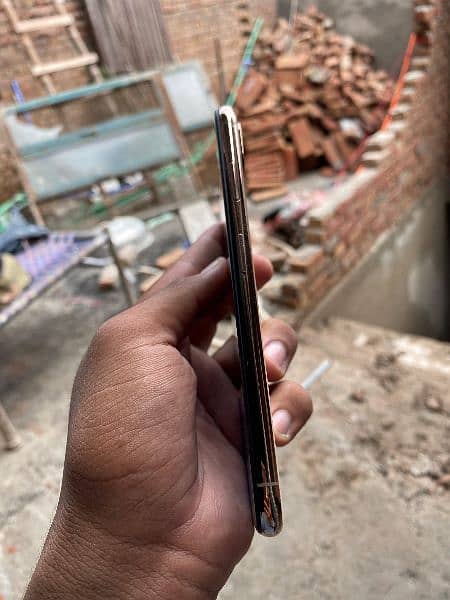 . iphone Xs,Max factory unlock 256 gb 3