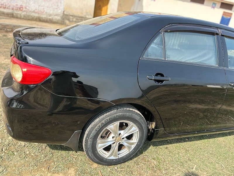 Toyota Corolla GLI 2013 9