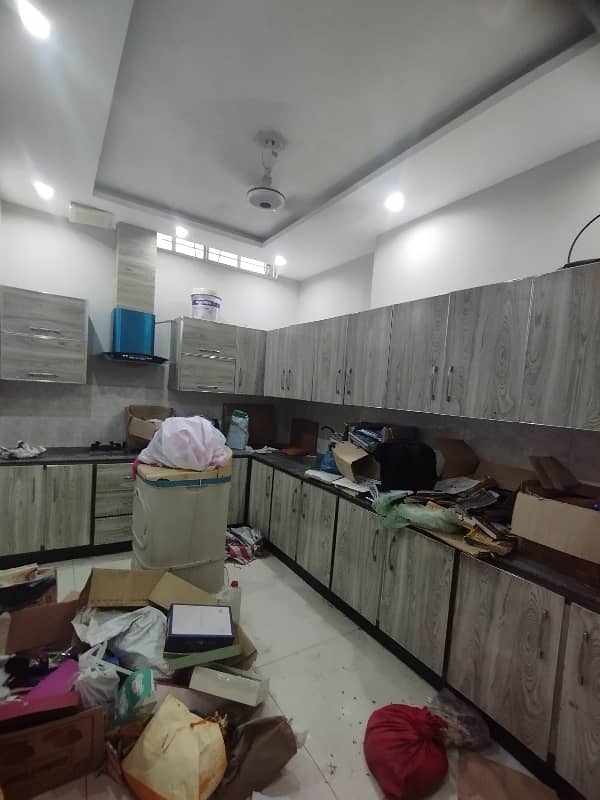 1 Kanal Beautiful Slightly Used House For Rent Facing Park Near All Facilities(Ground+ Basement) 16