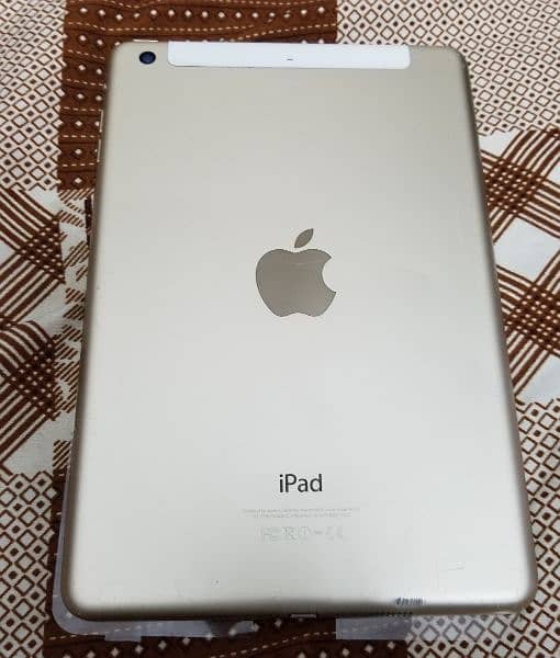 iPad Mini 3-Golden color, 16GB 4