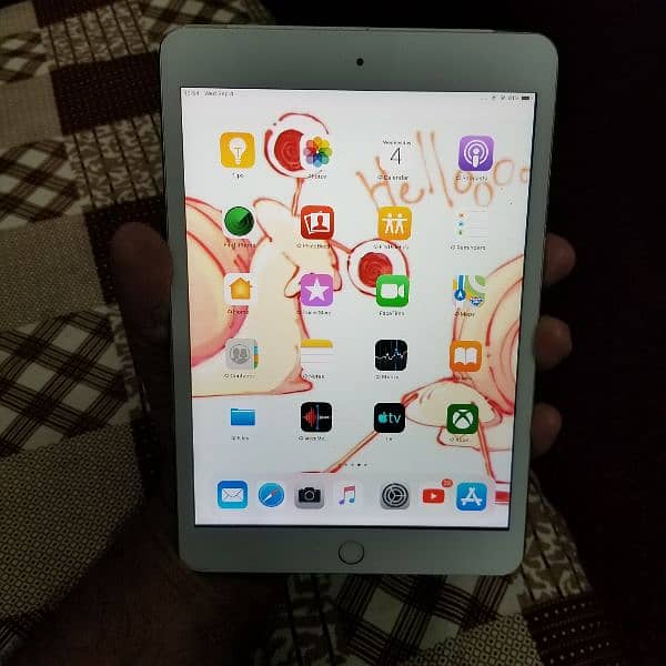 iPad Mini 3-Golden color, 16GB 11