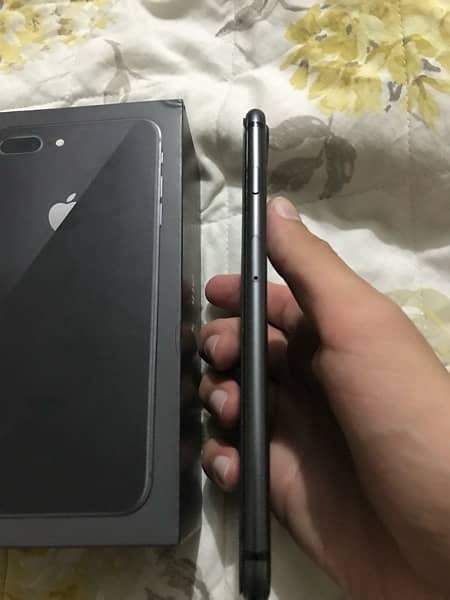 Iphone 8 plus pta approved complete box 4