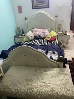 single bed set with Seaty+study table and chairs