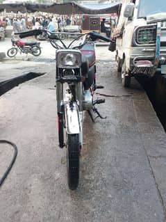 honda 2011 model lahore num contact num 03493959247