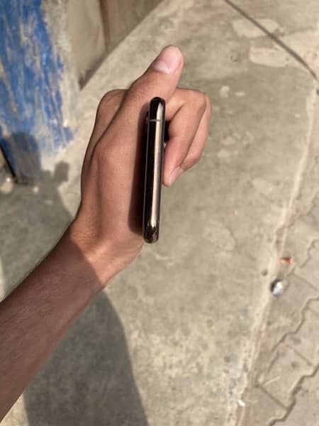 iphone xs pta approved 3