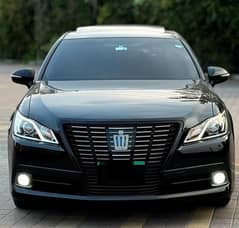 Toyota Crown 2014