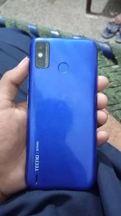 Tecno spark 6go