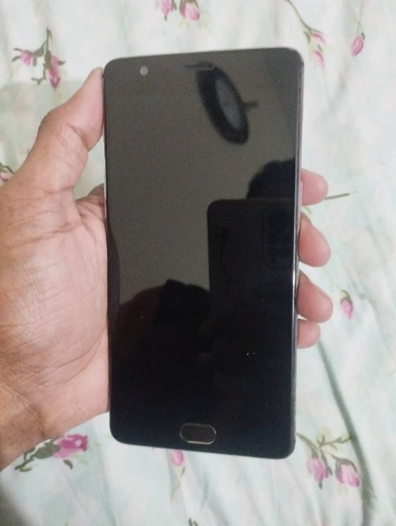 Oneplus 3T 6/64 GB going cheap 4