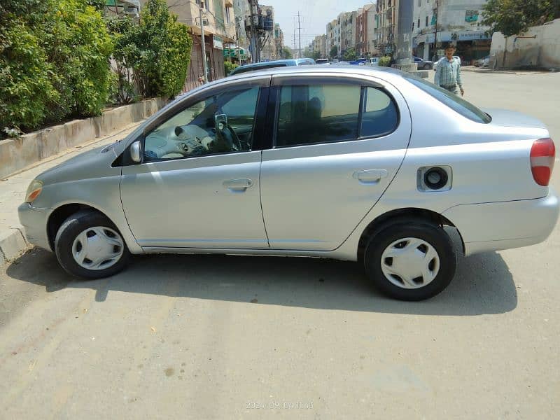 Toyota Platz full genuine 2