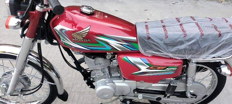 Honda CG125 model 2023 Rawalpindi number 03341511728 1