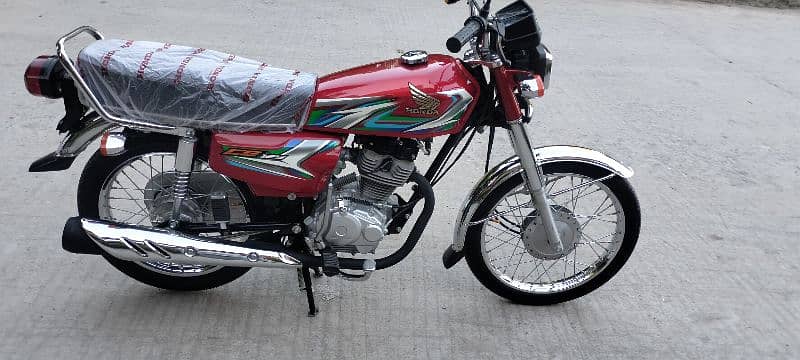 Honda CG125 model 2023 Rawalpindi number 03341511728 6