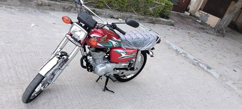 Honda CG125 model 2023 Rawalpindi number 03341511728 12