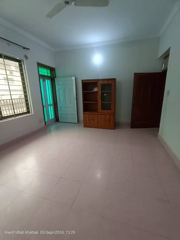 Buy A 600 Square Yards Upper Portion For rent In G-10 3