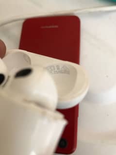 Apple Airpods Generation 3 ,case damaged