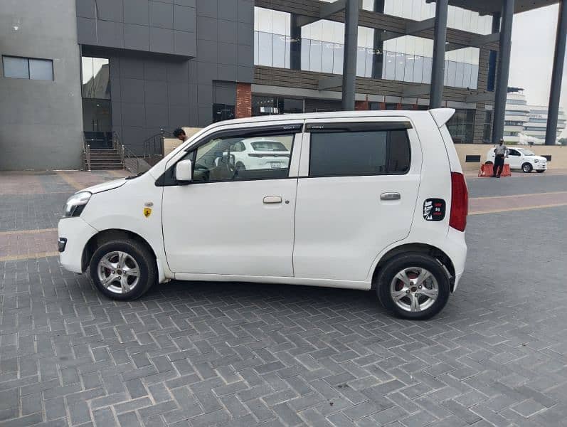 Suzuki Wagon R 2018 3