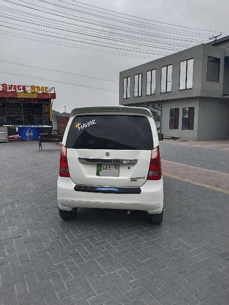 Suzuki Wagon R 2018 4