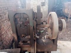 Power press 40 ton capacity