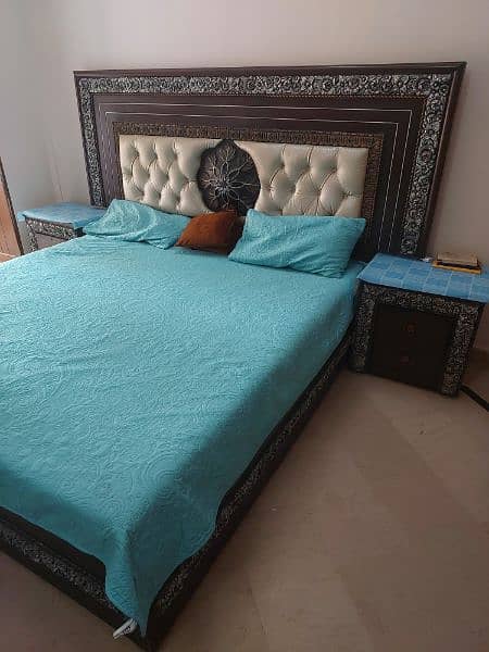 Beautiful Wooden Bed Set for sale in Islamabad 1