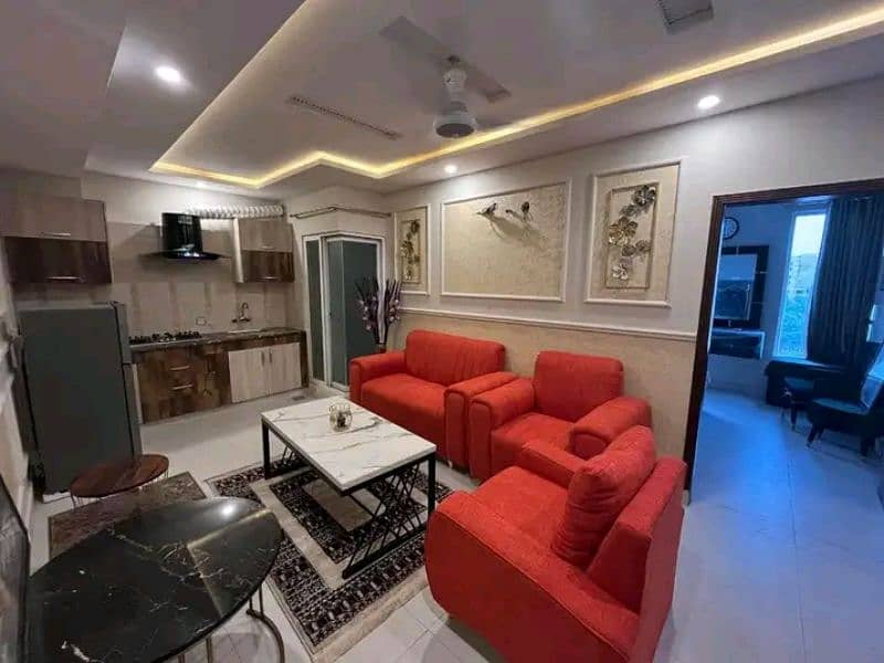 One bed luxury apartment for short stay like(3to4)hours in bahria town 1