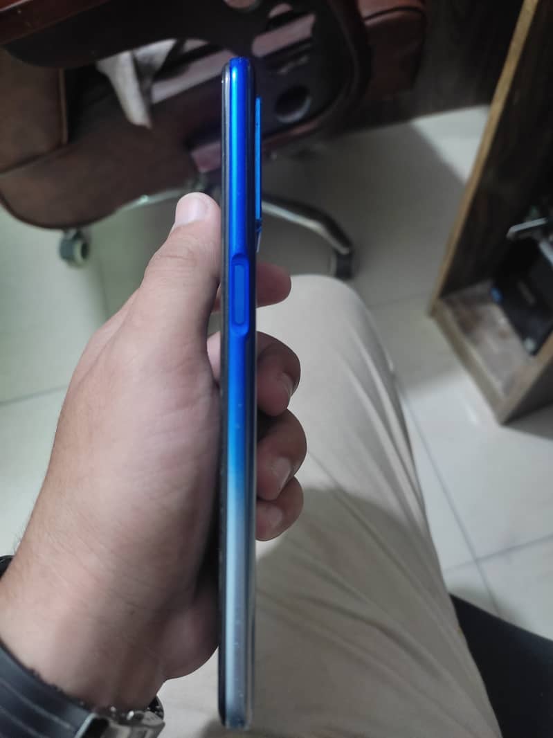 Oppo A54 3