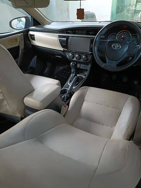 Toyota Corolla GLI 2014 almost totally 99% in genuine paint 4