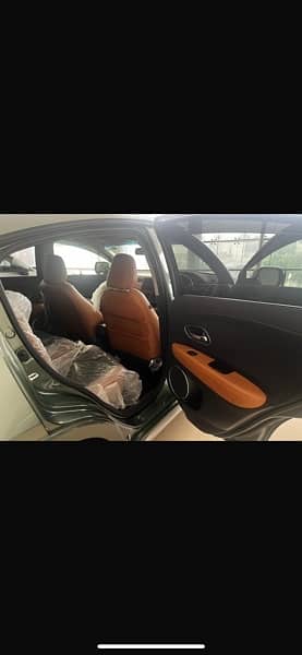 Honda Vezel 1.5 hybrid z package 2019/23 7