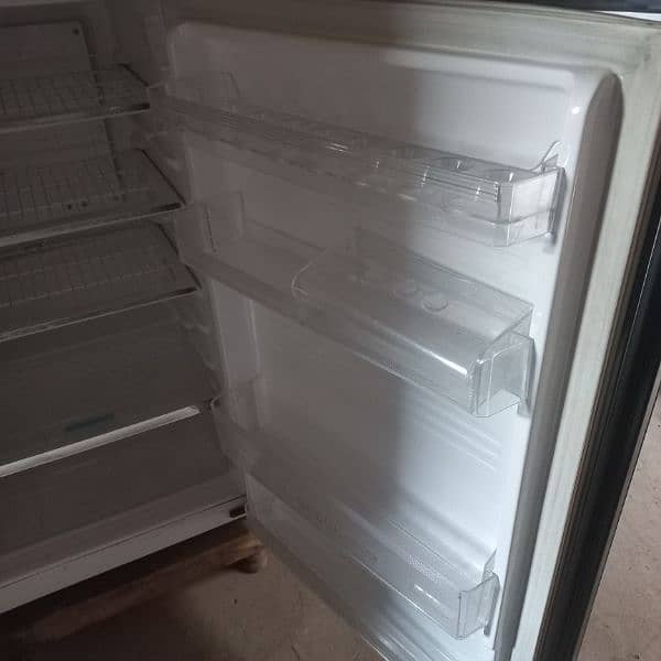 Kenwood Refrigerator 9