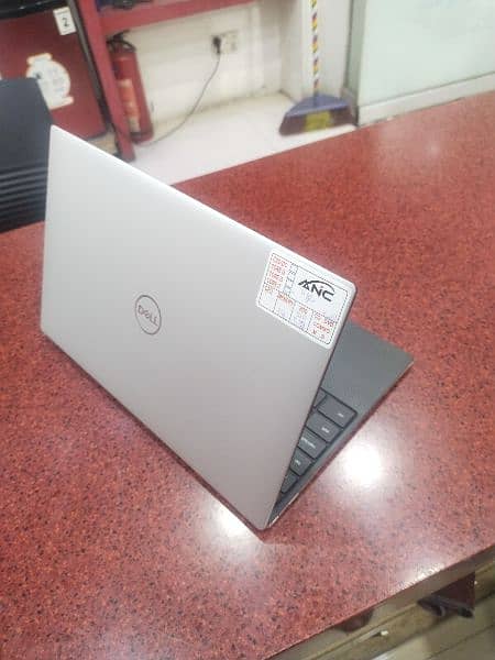 Dell XPS i7 11th Gen 0