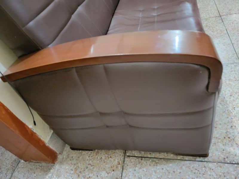 2 seater leather sofa 3