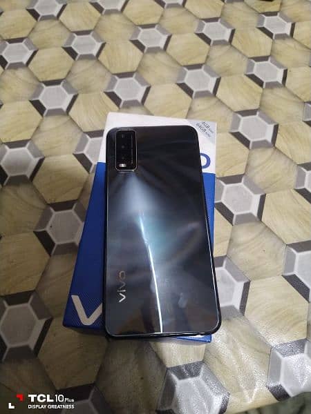 Vivo y20 3