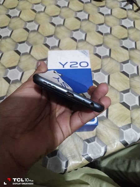 Vivo y20 6