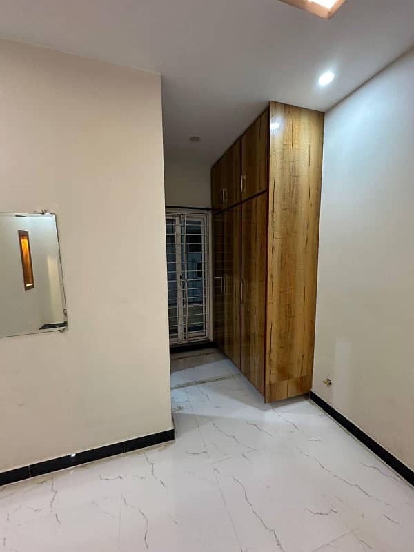 8 Marla Upper Portion For Rent In Takbeer Block Of Bahria Town, Lahore. 4