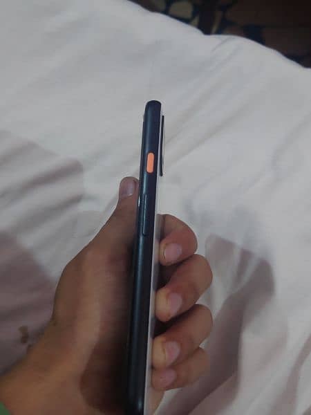 google pixel 4    6_64gb 10/10 condition 1