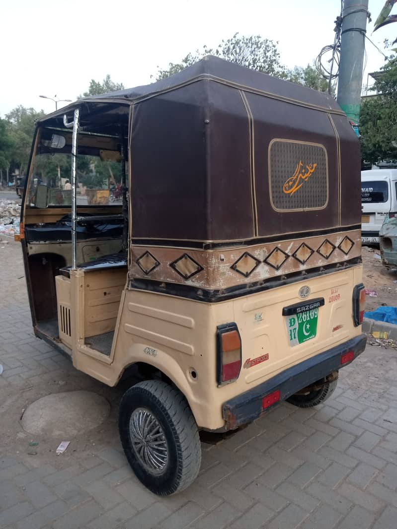 SazGar-2017,Disc-Brake,CoLor OriginaL Show,LPG-PetRoL Rickshaw, 4